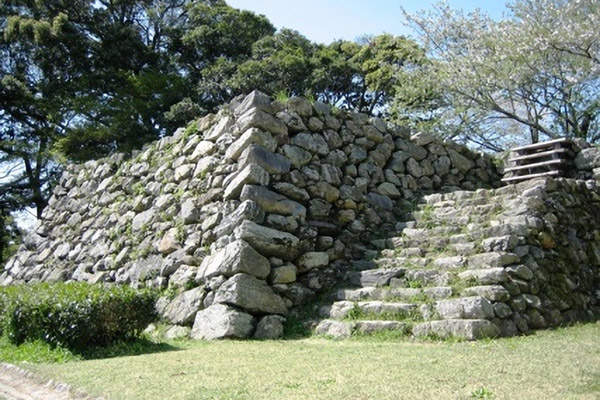 鳥羽山城