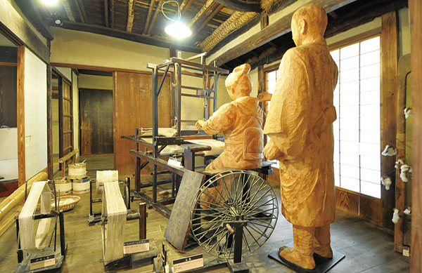 豊田佐吉記念館の展示